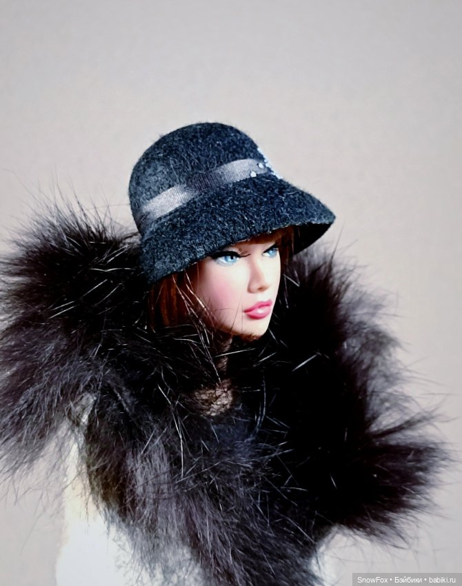 Новые шляпки для новой выставки