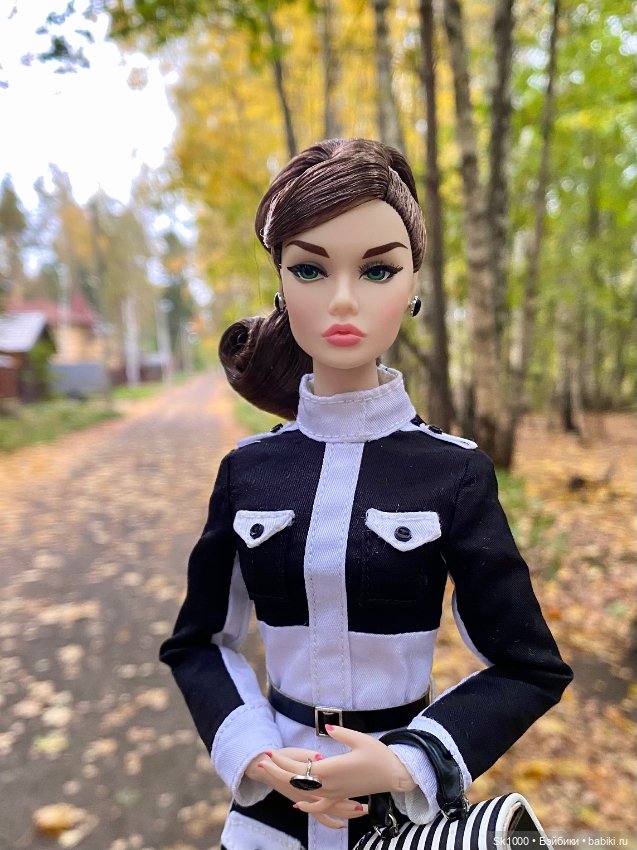 Poppy Parker When in Paris осенью (фото 3)