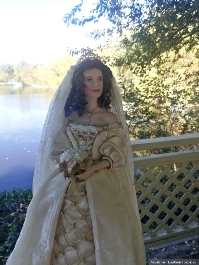 Зимняя невеста Александра октябрьским днём