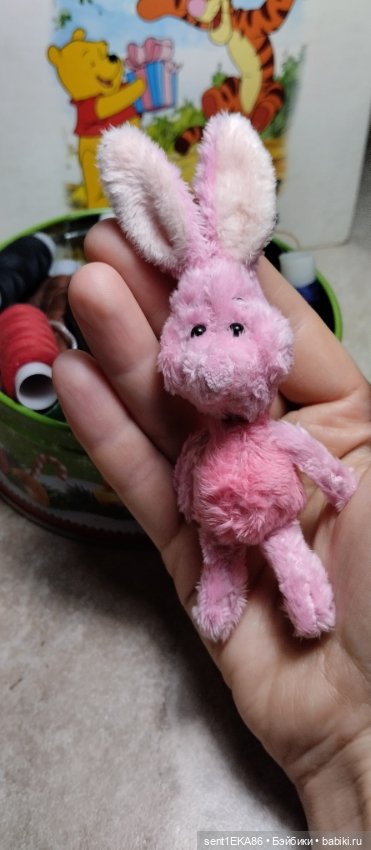 Пяточок — Авторские игрушки из разных материалов: синельная проволока (фото 3)