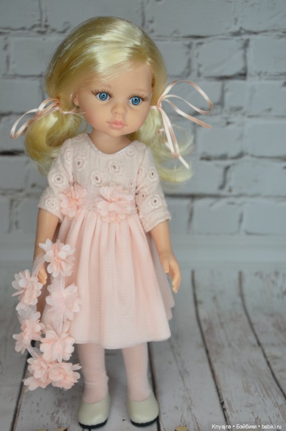 Разные аутфиты Паола Рейна - как смотрятся на других куколках