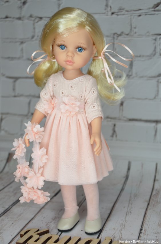 Разные аутфиты Паола Рейна - как смотрятся на других куколках