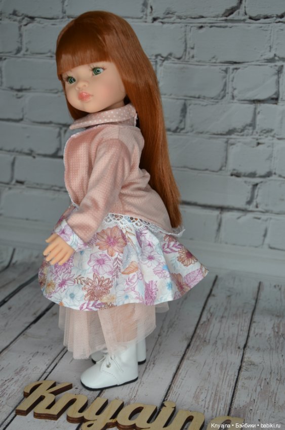 Разные аутфиты Паола Рейна - как смотрятся на других куколках