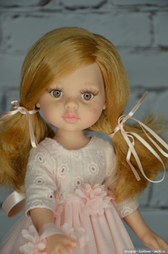 Разные аутфиты Паола Рейна - как смотрятся на других куколках