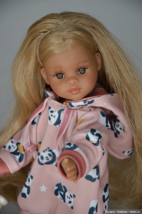 Разные аутфиты Паола Рейна - как смотрятся на других куколках (фото 8)