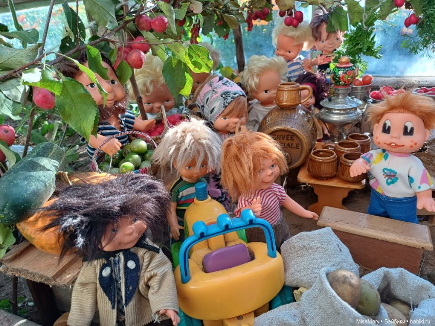 Как в деревне Васильки на ярмарке гуляли