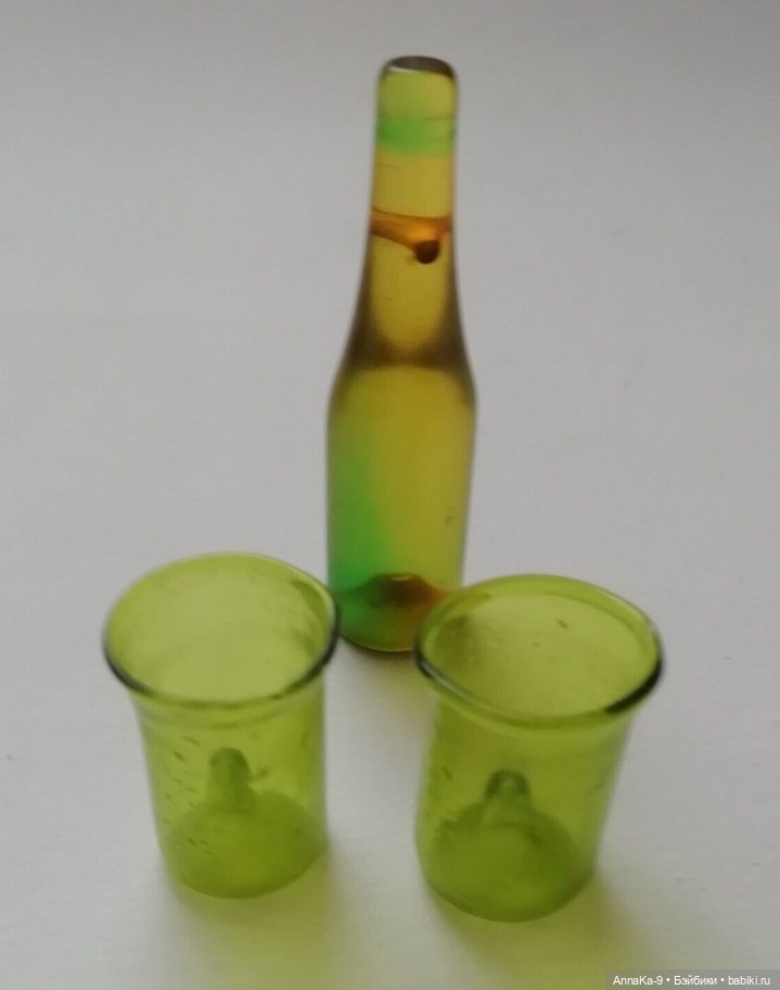 Фотоподборка антикварного стекла с аукционов