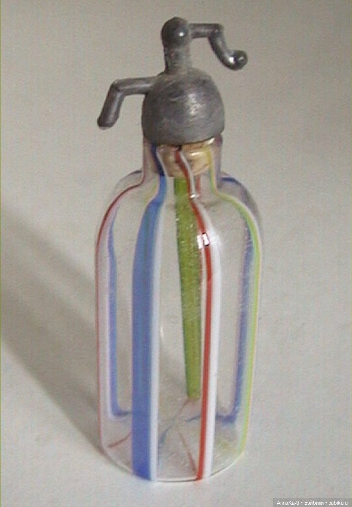 Фотоподборка антикварного стекла с аукционов