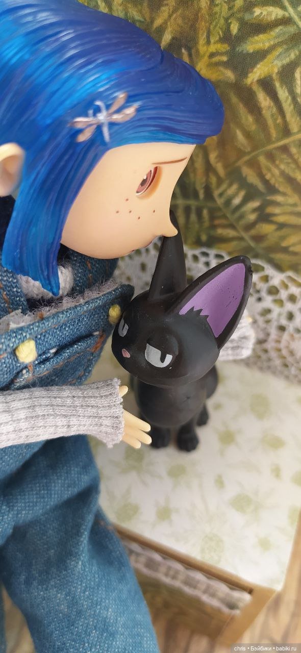 Коралин и прогулка по набережной (Coraline action figure) (фото 2)