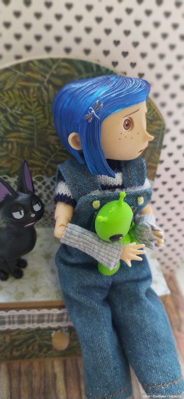 Коралин и прогулка по набережной (Coraline action figure) (фото 3)