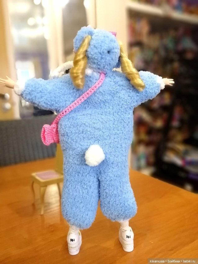 Новые вязаные наряды для куколок