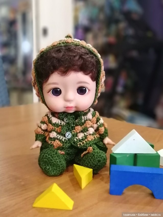 Новые вязаные наряды для куколок