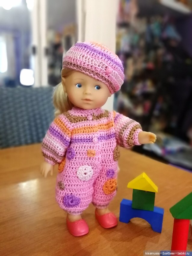 Новые вязаные наряды для куколок