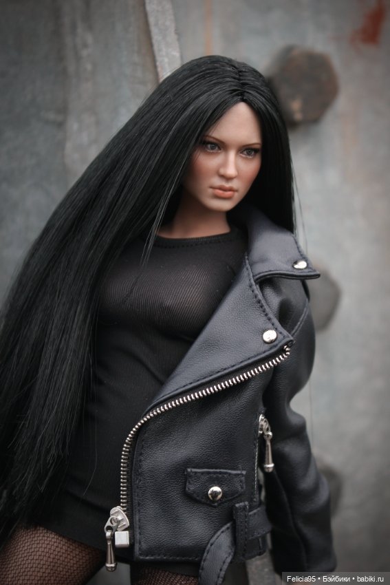 Эмили Браунинг или я вспомнила что у меня живут экшен