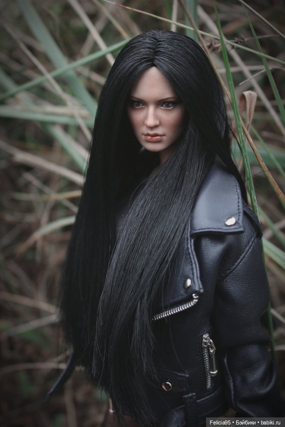 Эмили Браунинг или я вспомнила что у меня живут экшен