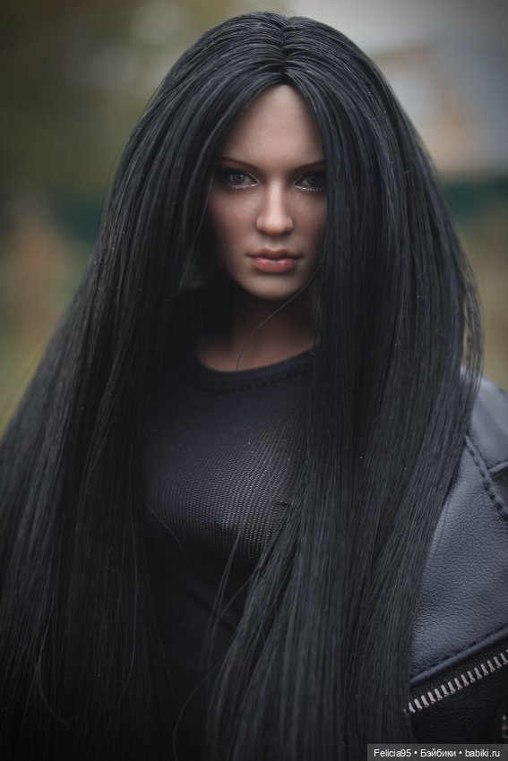 Эмили Браунинг или я вспомнила что у меня живут экшен