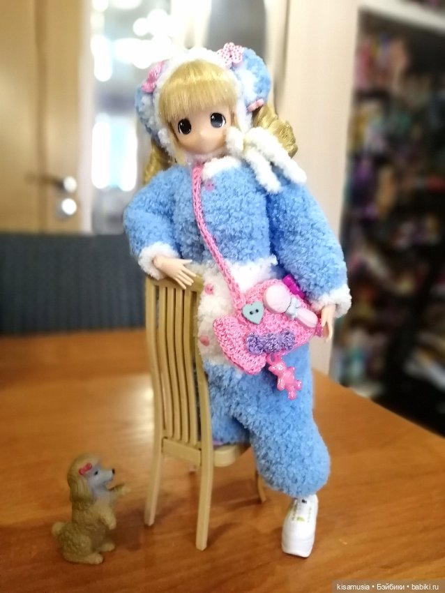 Новые вязаные наряды для куколок