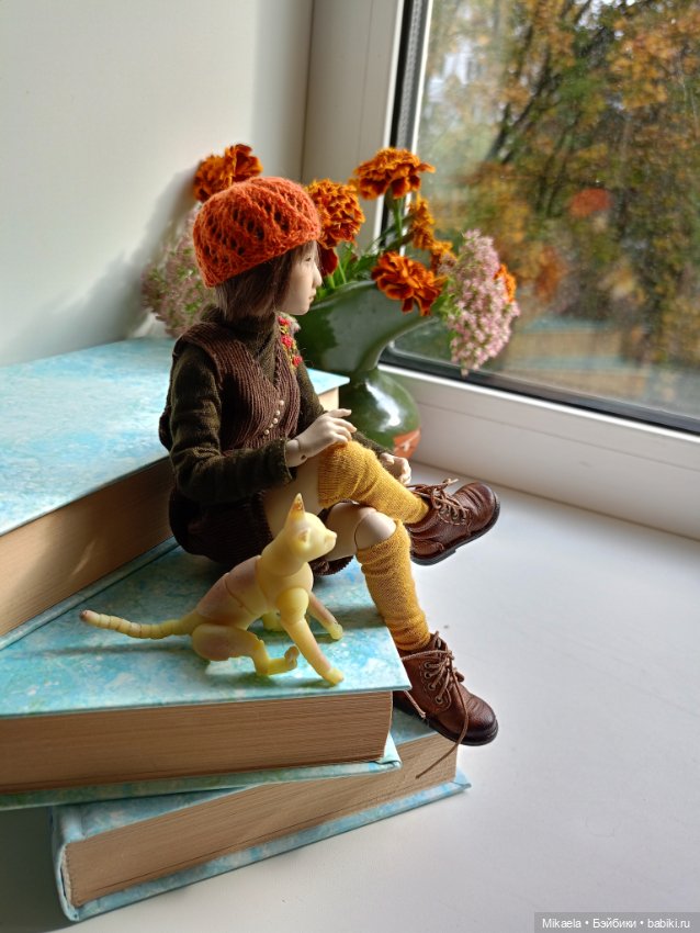 Она надевает чулки, и наступает осень (фото 10)