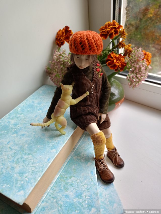 Она надевает чулки, и наступает осень (фото 5)