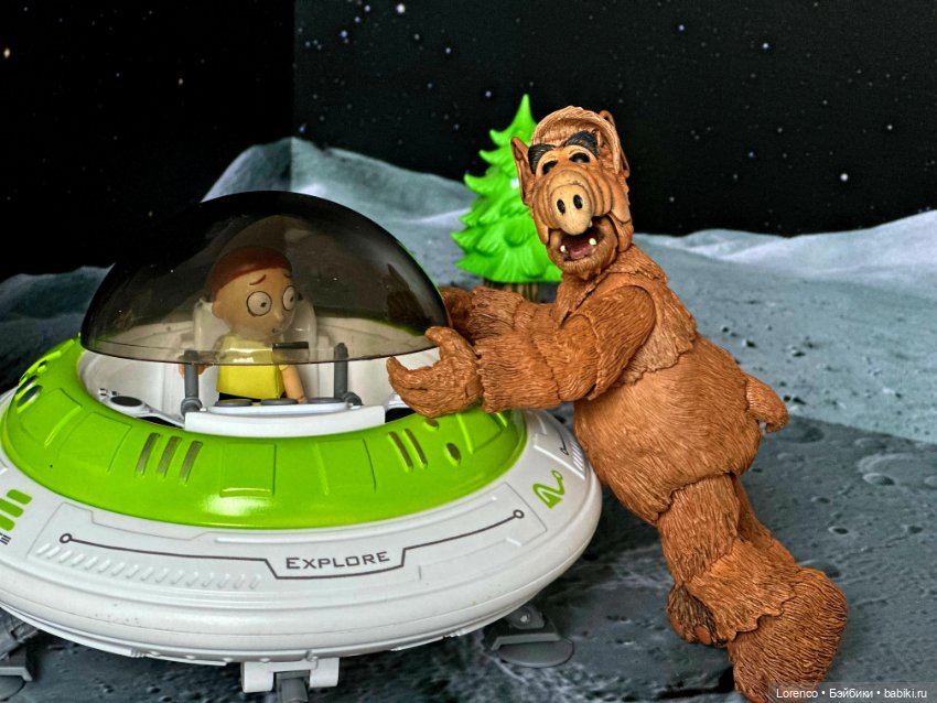 Летающая тарелка — Игровые куклы разных производителей (Разное): редкие бренды