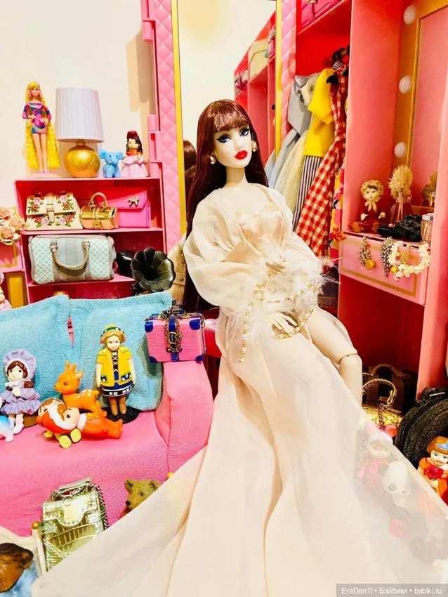 Дефа Люси/Defa Lucy - первые фото нюд