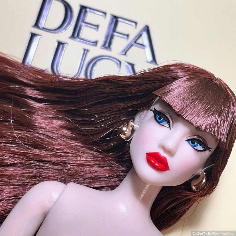 Дефа Люси/Defa Lucy - первые фото нюд