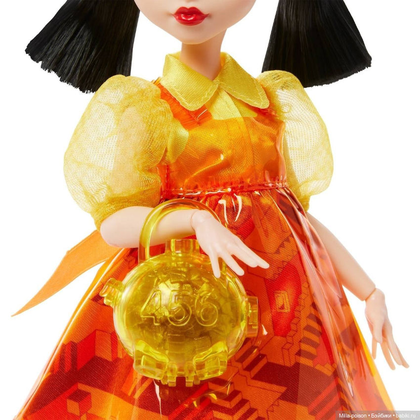 Monster High Skullector Squid Game Young-Hee (фото 4)