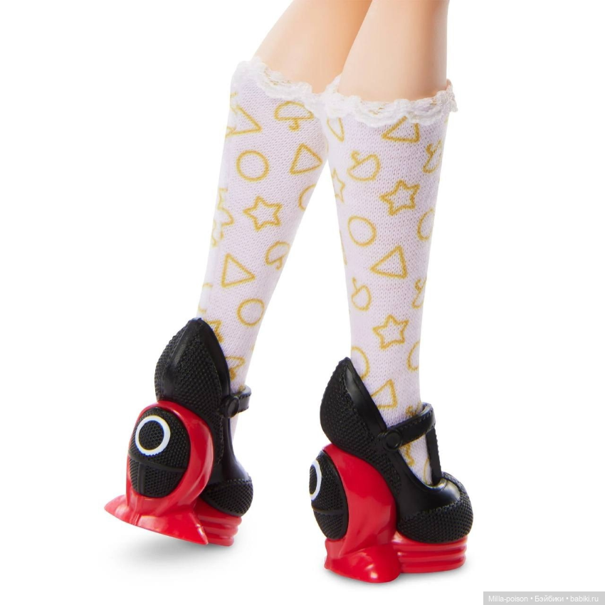 Monster High Skullector Squid Game Young-Hee (фото 5)