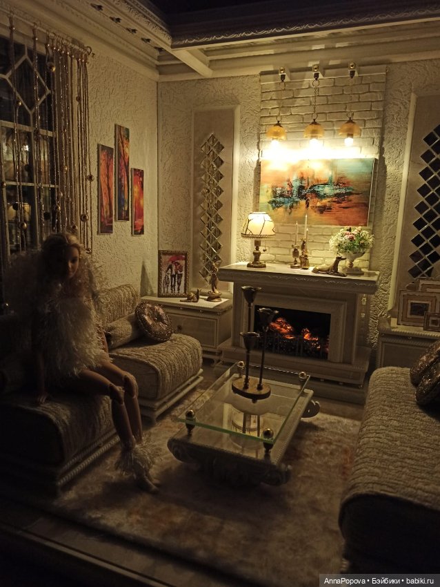 И снова заново опять я представляю новую работу