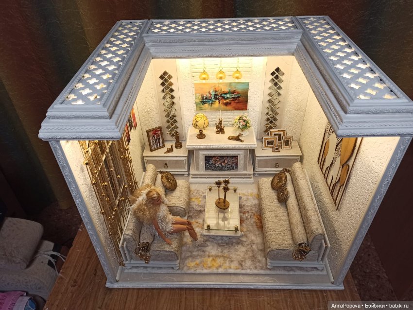 И снова заново опять я представляю новую работу