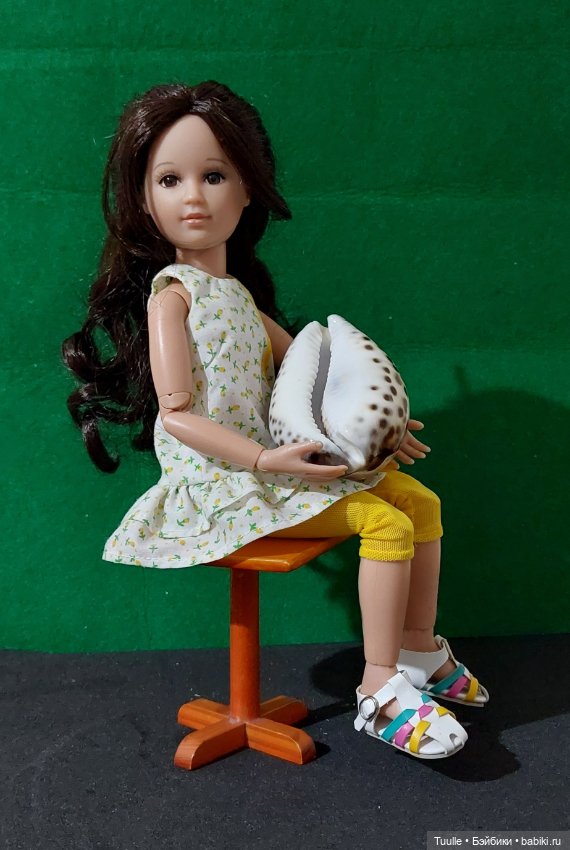 Девочка и море — Куклы Ruby Red (Руби Ред) Fashion Friends: Siblies (фото 5)