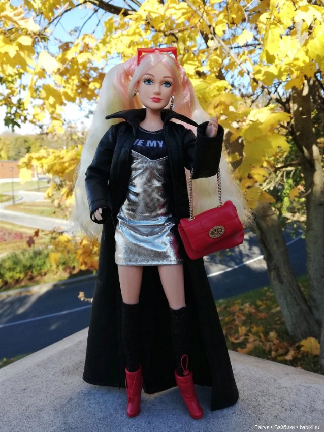 Красные сапожки, стройные ножки (фото 5)