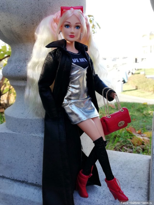 Красные сапожки, стройные ножки (фото 8)