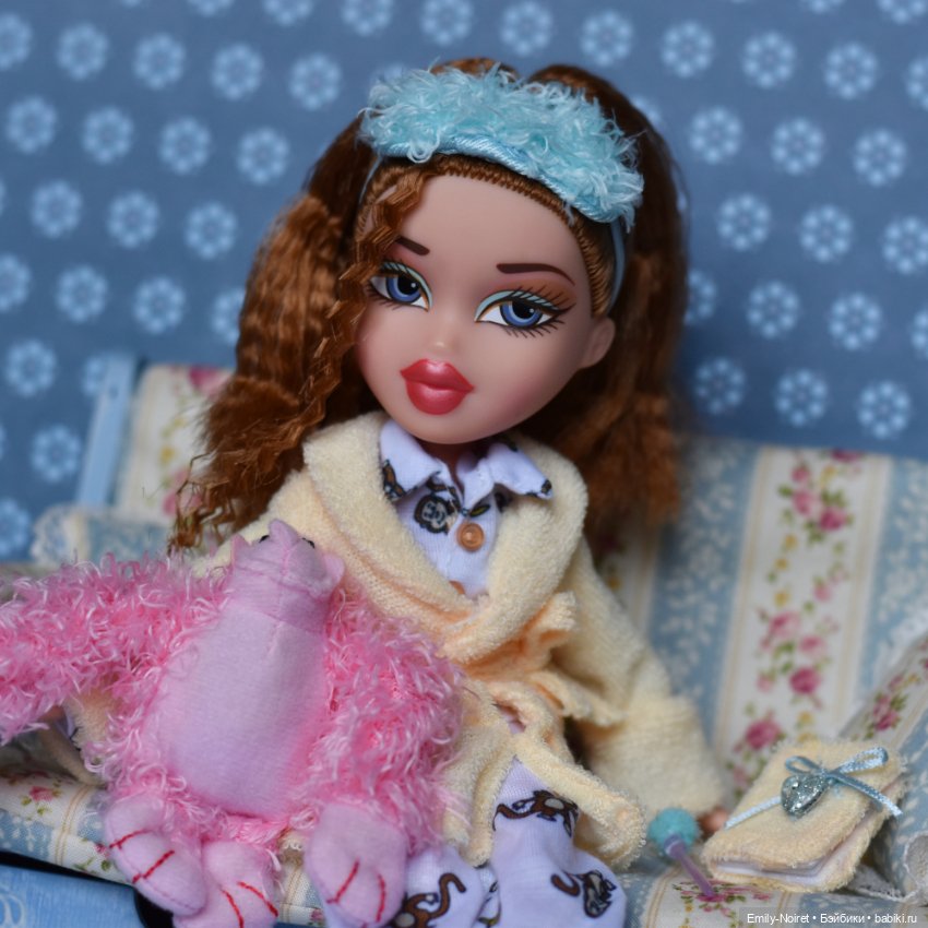 Мейган в пижамке — Куклы Bratz (Братц) и Moxie Girlz: MGA (фото 2)