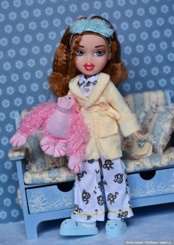 Мейган в пижамке — Куклы Bratz (Братц) и Moxie Girlz: MGA (фото 3)