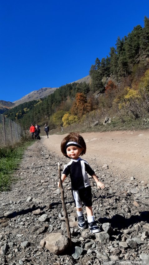 ИЗ ЖИЗНИ КУКОЛ Как они отдыхают