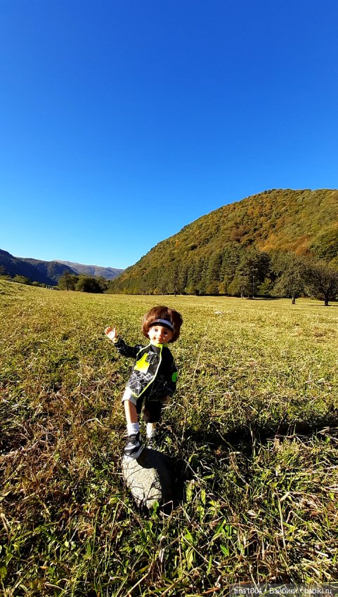 ИЗ ЖИЗНИ КУКОЛ Как они отдыхают