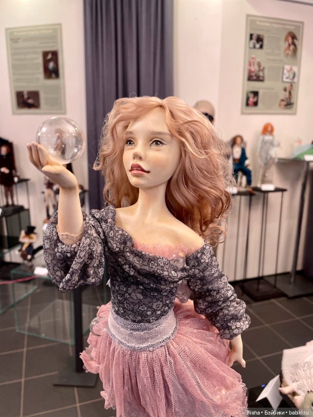 Выставка «Коллекция волшебных историй»