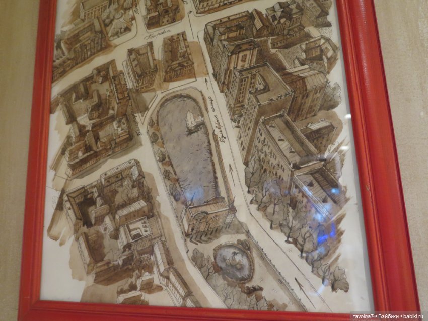 Ари первая прогулка по Москве