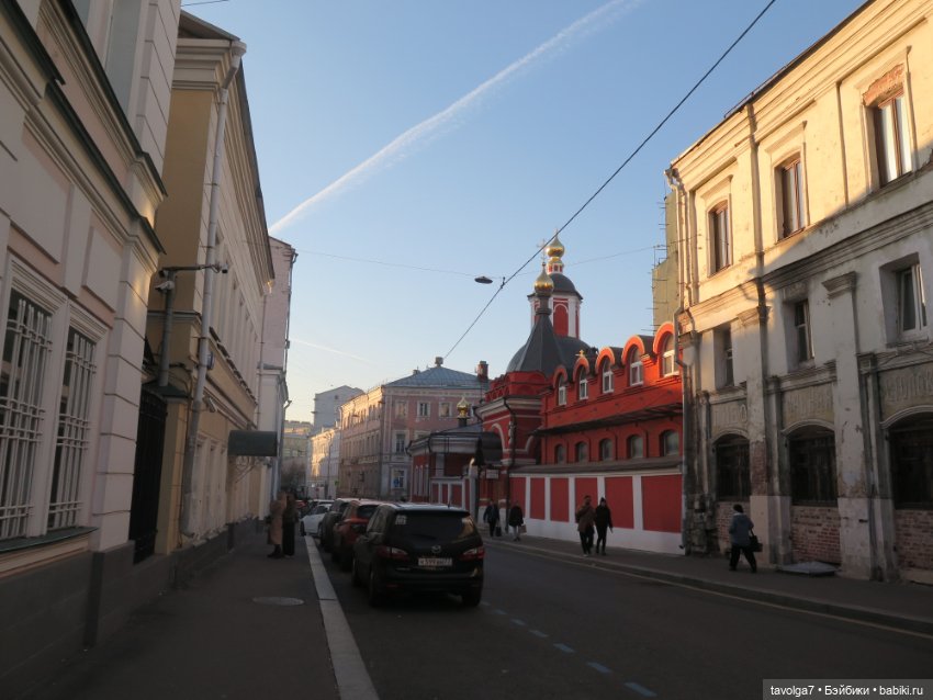 Ари первая прогулка по Москве (фото 6)