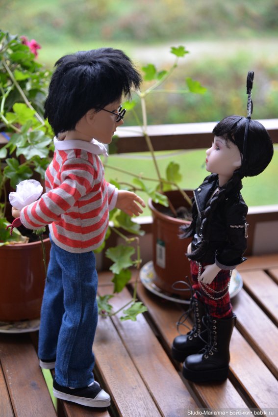 Любовный треугольник — Куклы Ruby Red (Руби Ред) Fashion Friends: Siblies