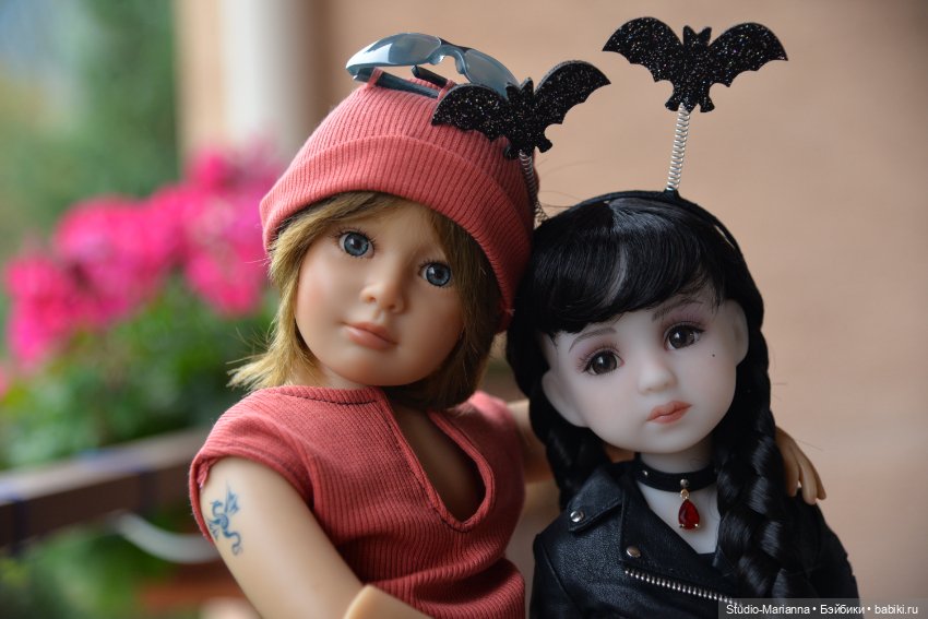 Любовный треугольник — Куклы Ruby Red (Руби Ред) Fashion Friends: Siblies (фото 7)