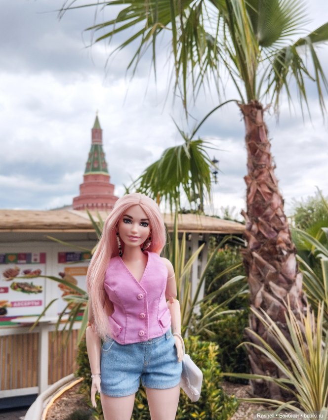 Лето 2024 с Гердочкой. Часть 5 Кремль и пальмы