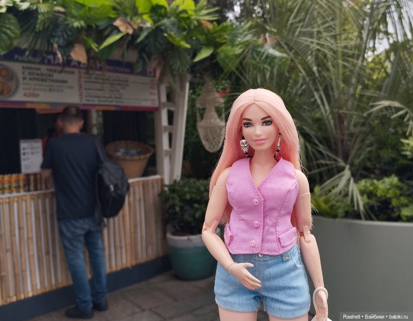 Лето 2024 с Гердочкой. Часть 5 Кремль и пальмы