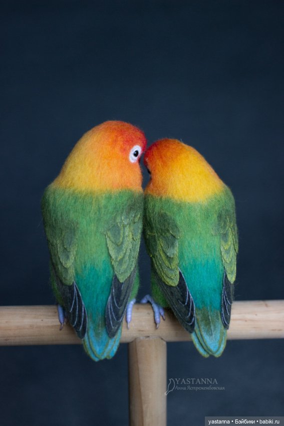 Неразлучники — Валяные игрушки из шерсти: сухое валяние