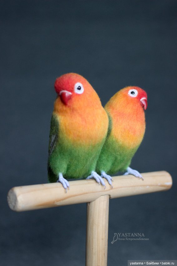 Неразлучники — Валяные игрушки из шерсти: сухое валяние