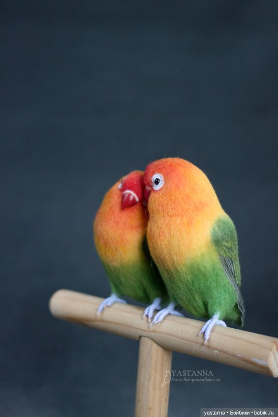 Неразлучники — Валяные игрушки из шерсти: сухое валяние