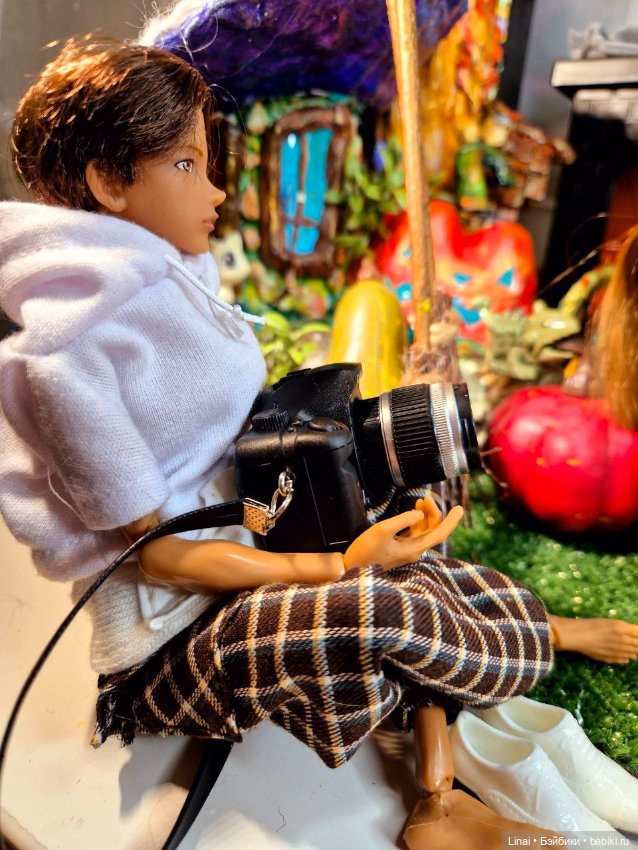 Три очень милых ведьмочки