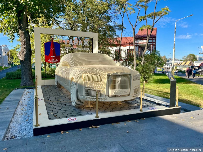 Прогулки по Питеру и Москве