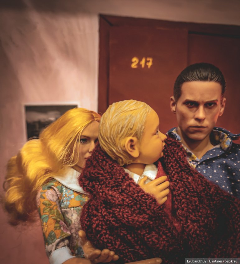 Дверь номера 217 — Коллекционные экшн